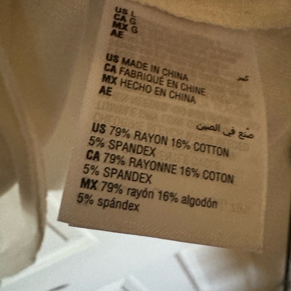 NWT‼️ INC lavender fields top - Picture 4 of 4